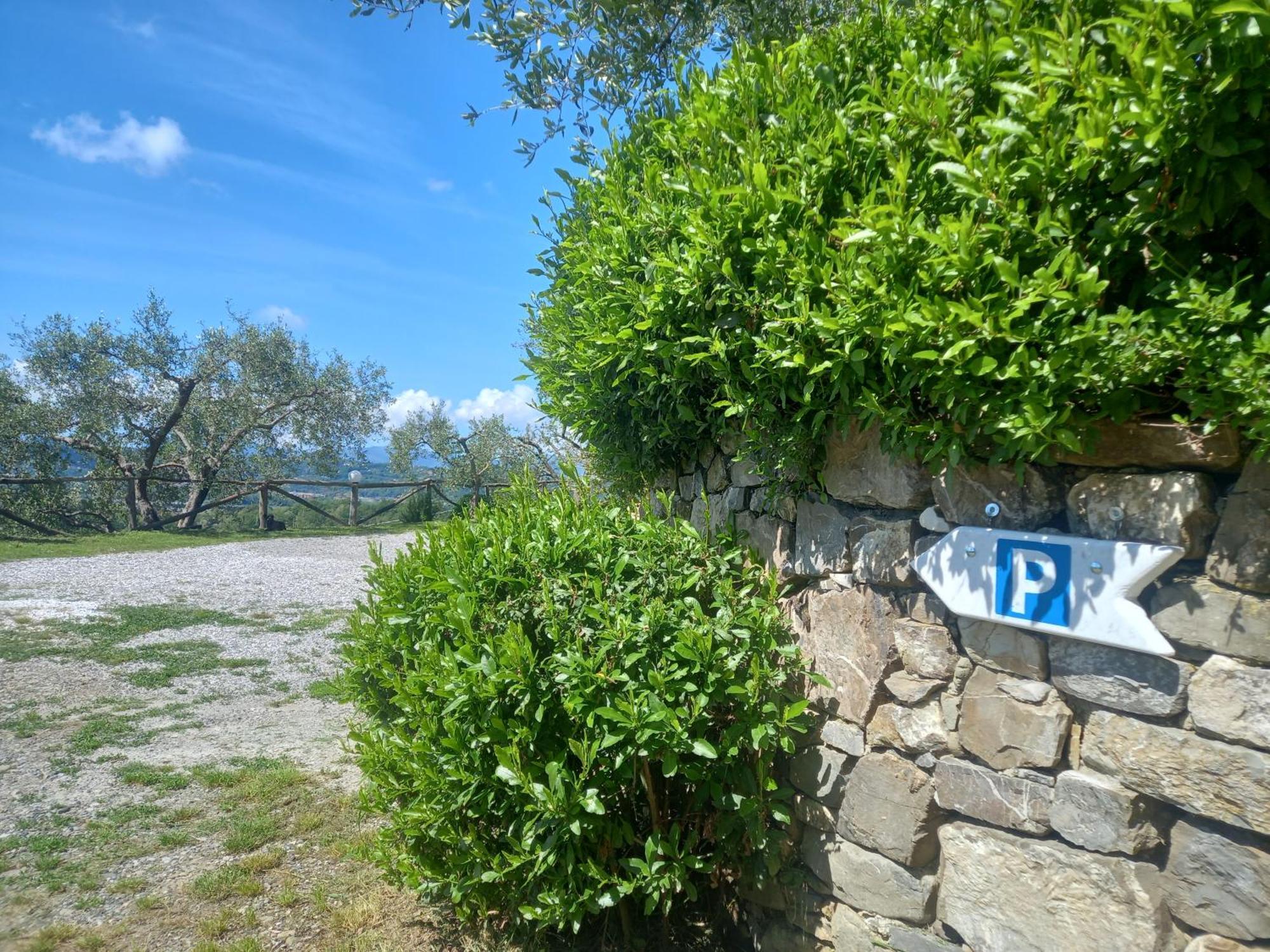 Hotel Il Colle Della Brina Sarzana Exterior foto